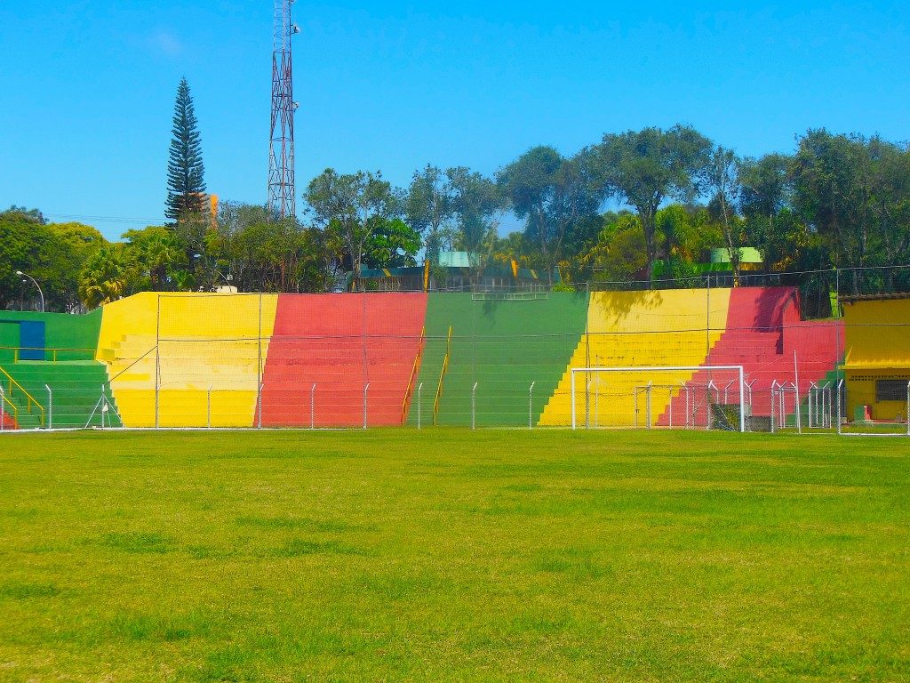 Prefeitura de Embu das Artes - Não esqueçam! A Seletiva de Futebol Feminino  para o CAMPEONATO PAULISTA (sub 17 e adulto - 1ª divisão) é AMANHÃ no  Estádio Municipal de Embu das